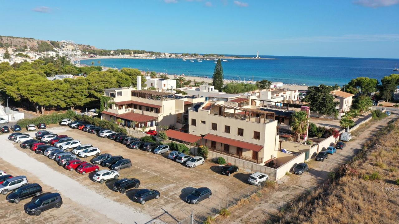 Hotel Iride By Marino Tourist サン・ヴィート・ロ・カーポ エクステリア 写真
